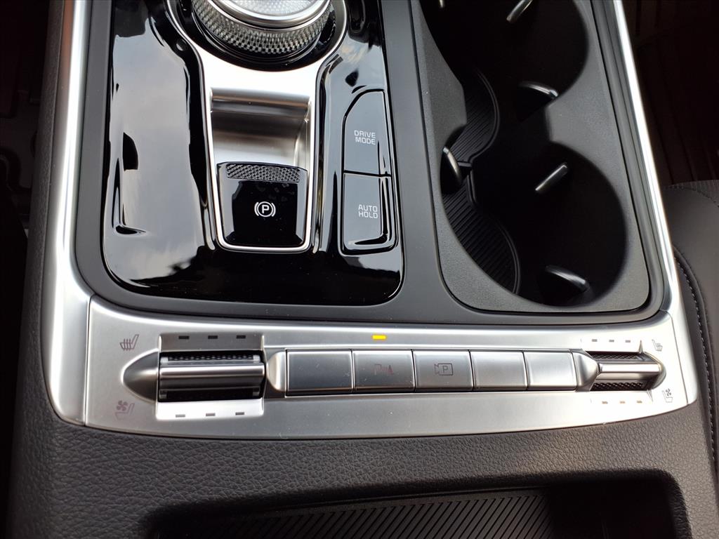 KiaCarnival Hybrid21