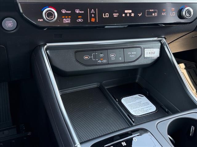 KiaCarnival Hybrid22