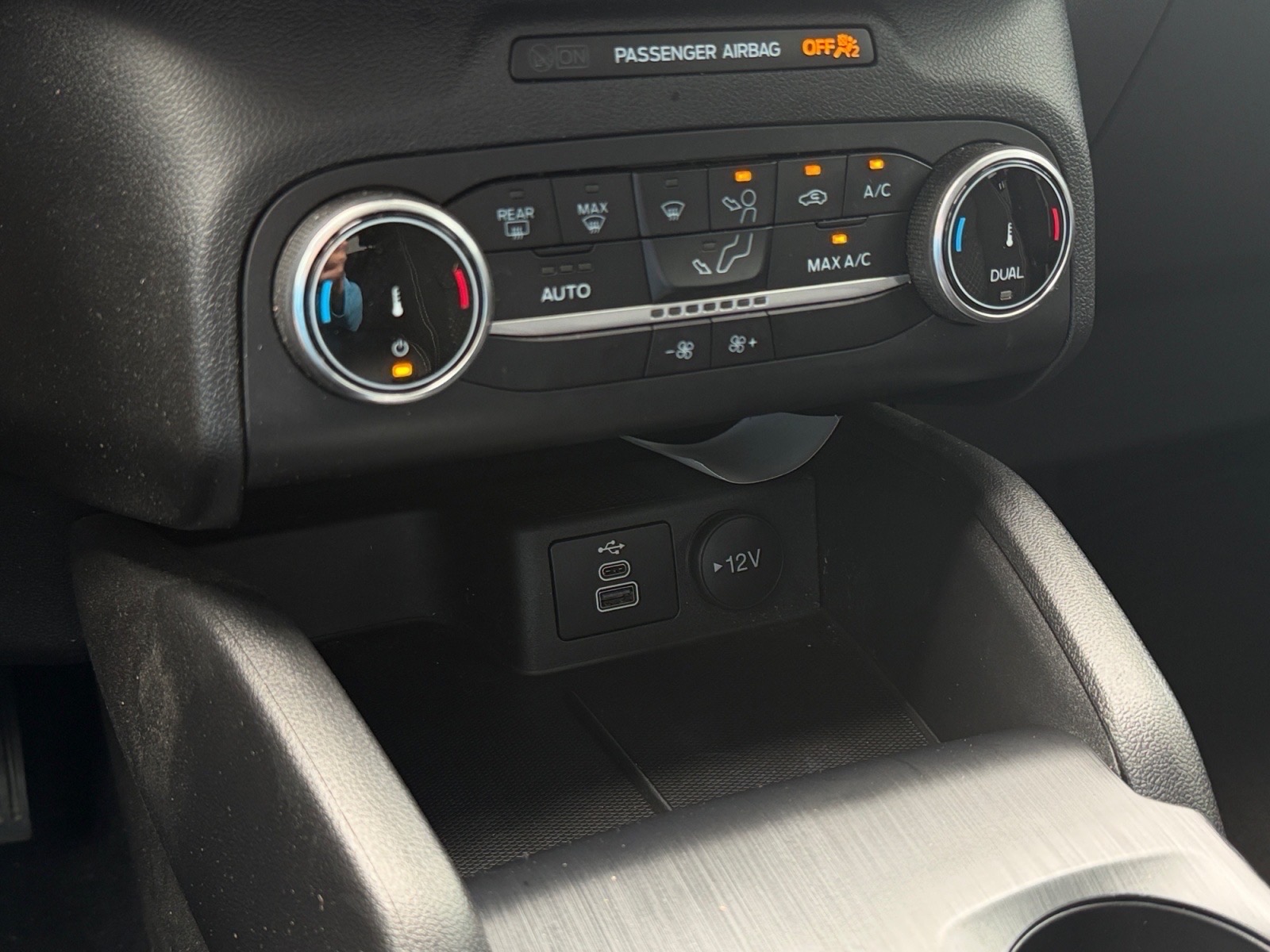 FordEscape23