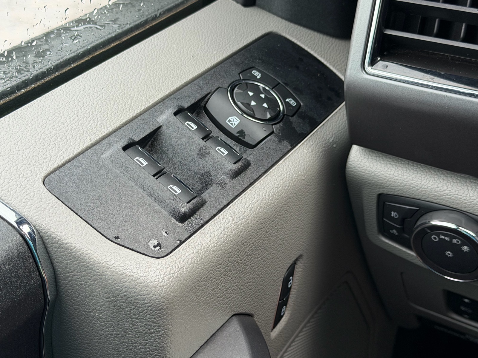 FordF-350 Super Duty23