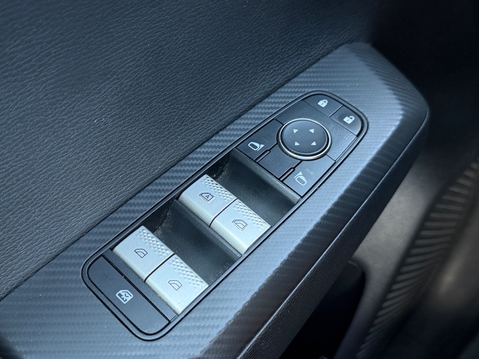 MitsubishiOutlander23