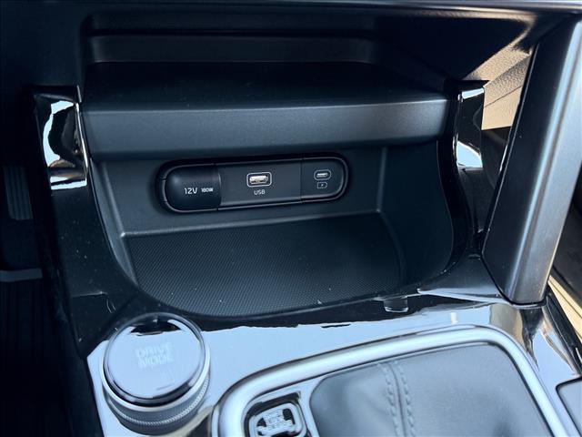 KiaSeltos24