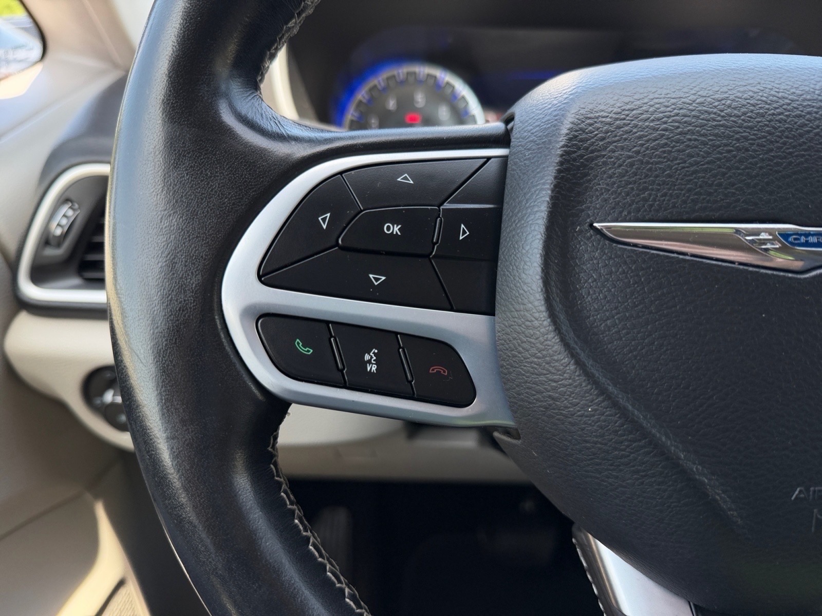ChryslerPacifica24