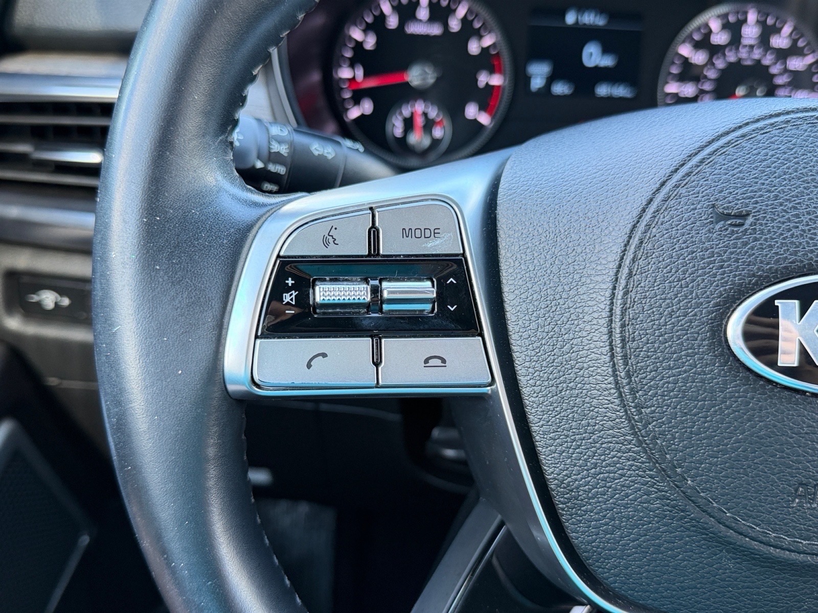 KiaTelluride24