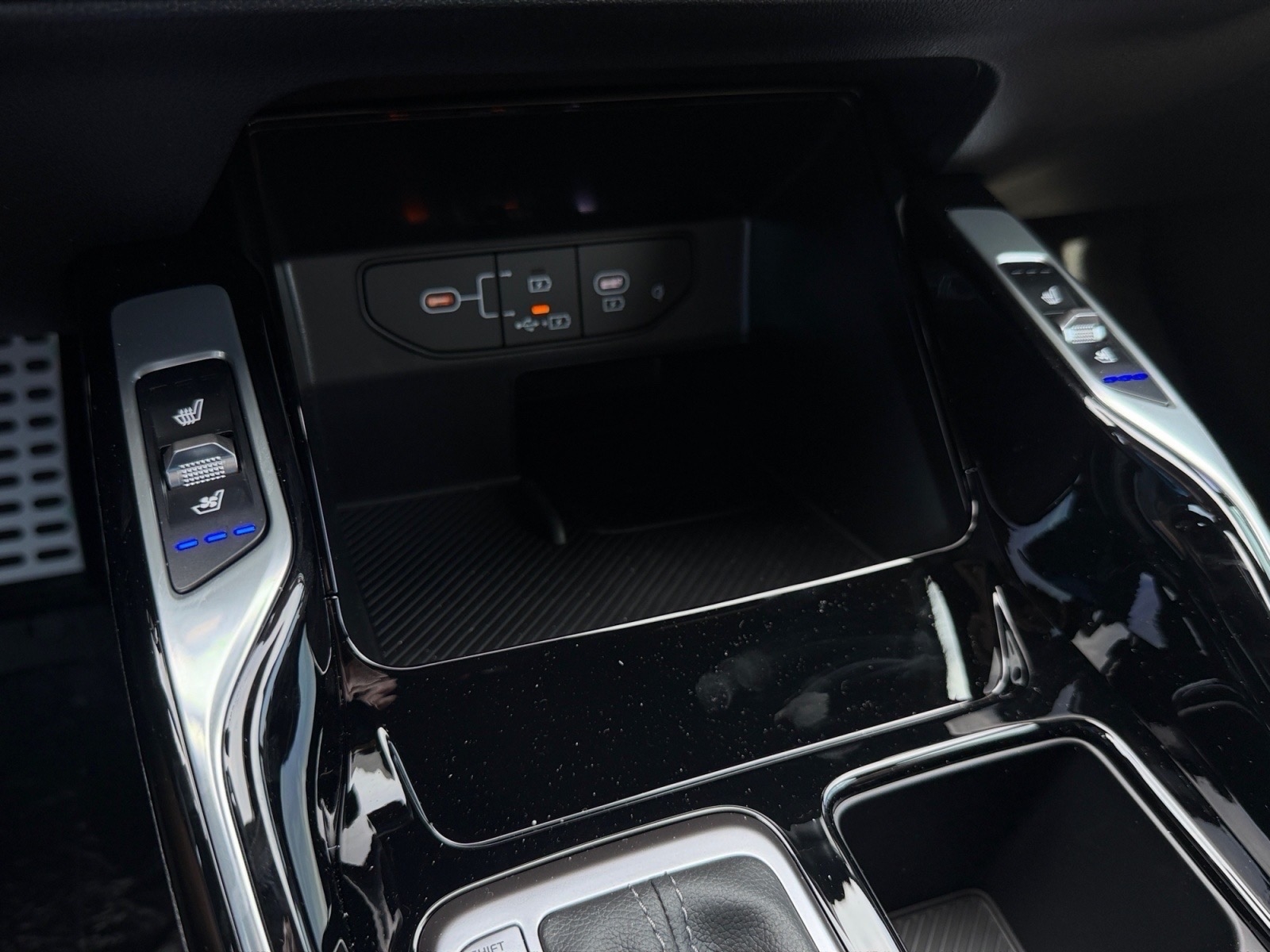 KiaSorento24