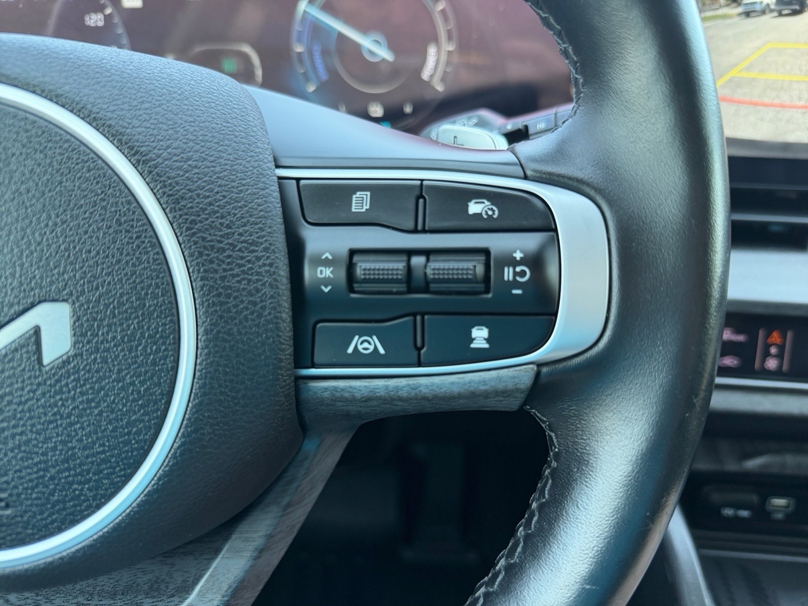 KiaSportage Hybrid24