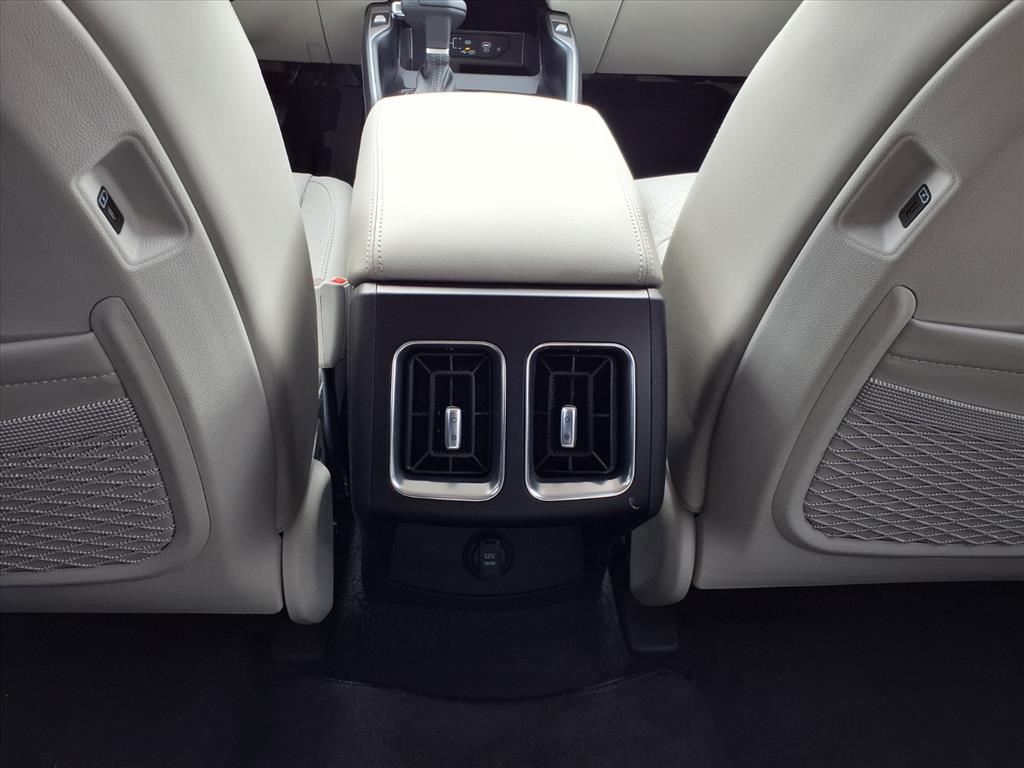 KiaSorento24
