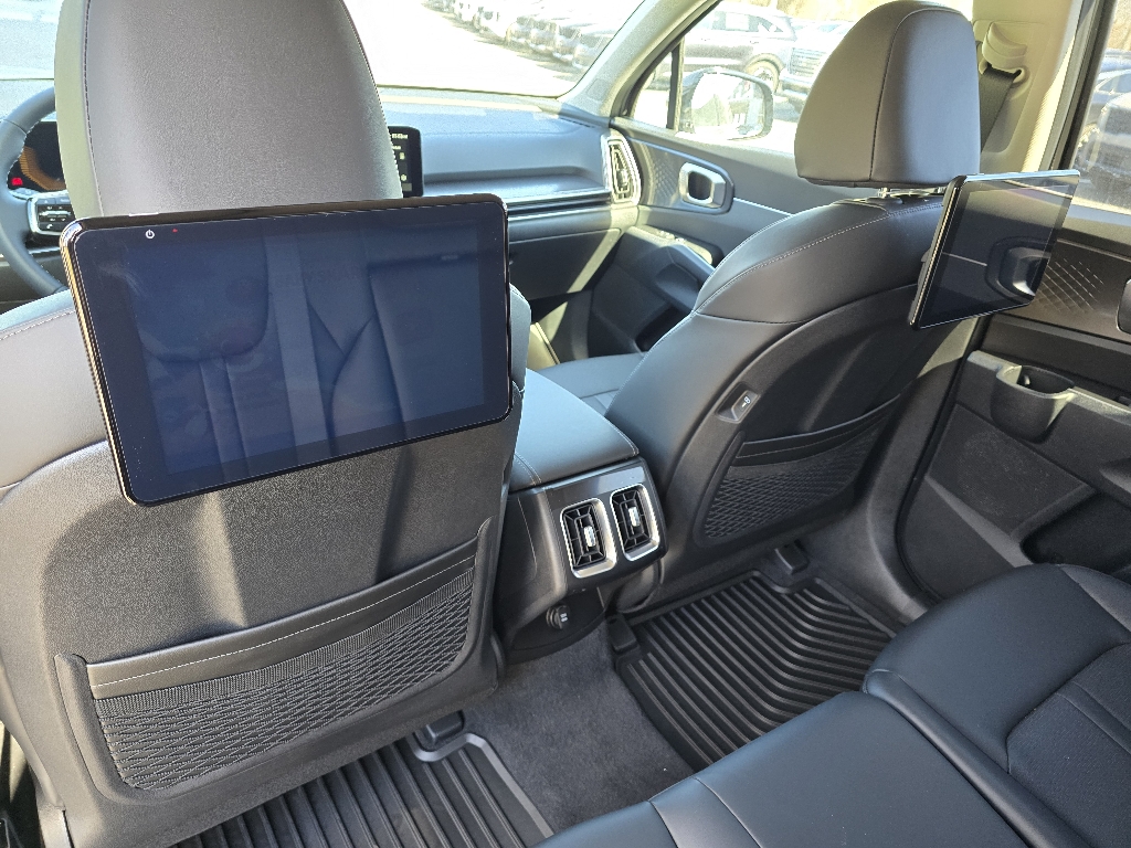 KiaSorento24