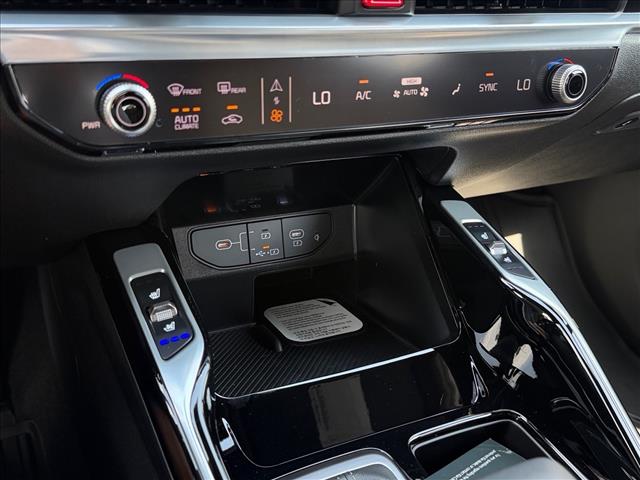 KiaSorento25