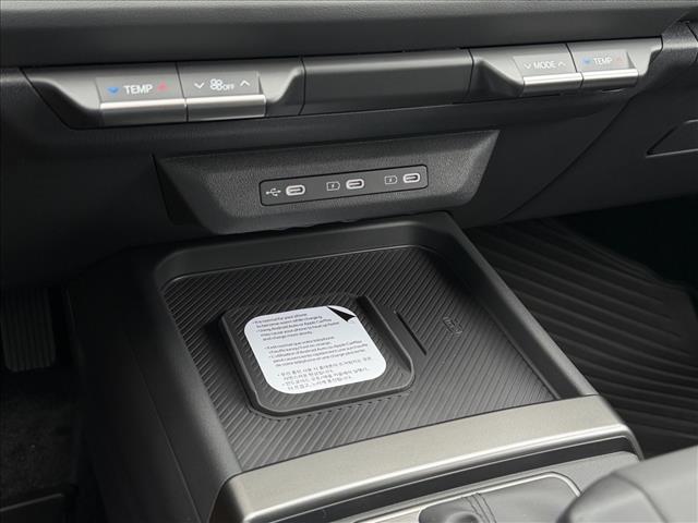 KiaSeltos25