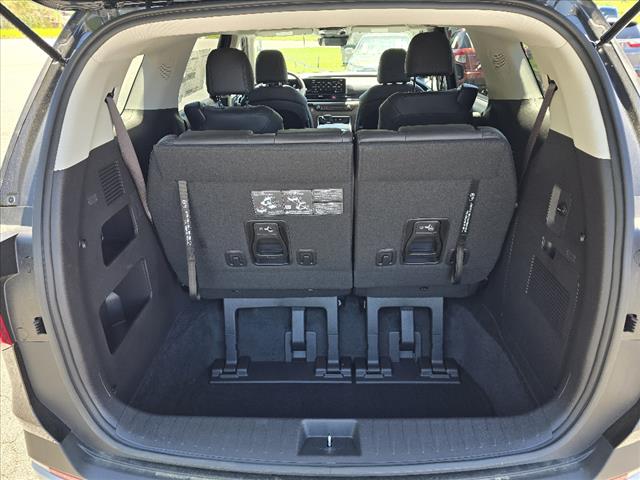2025 Kia Carnival LXS