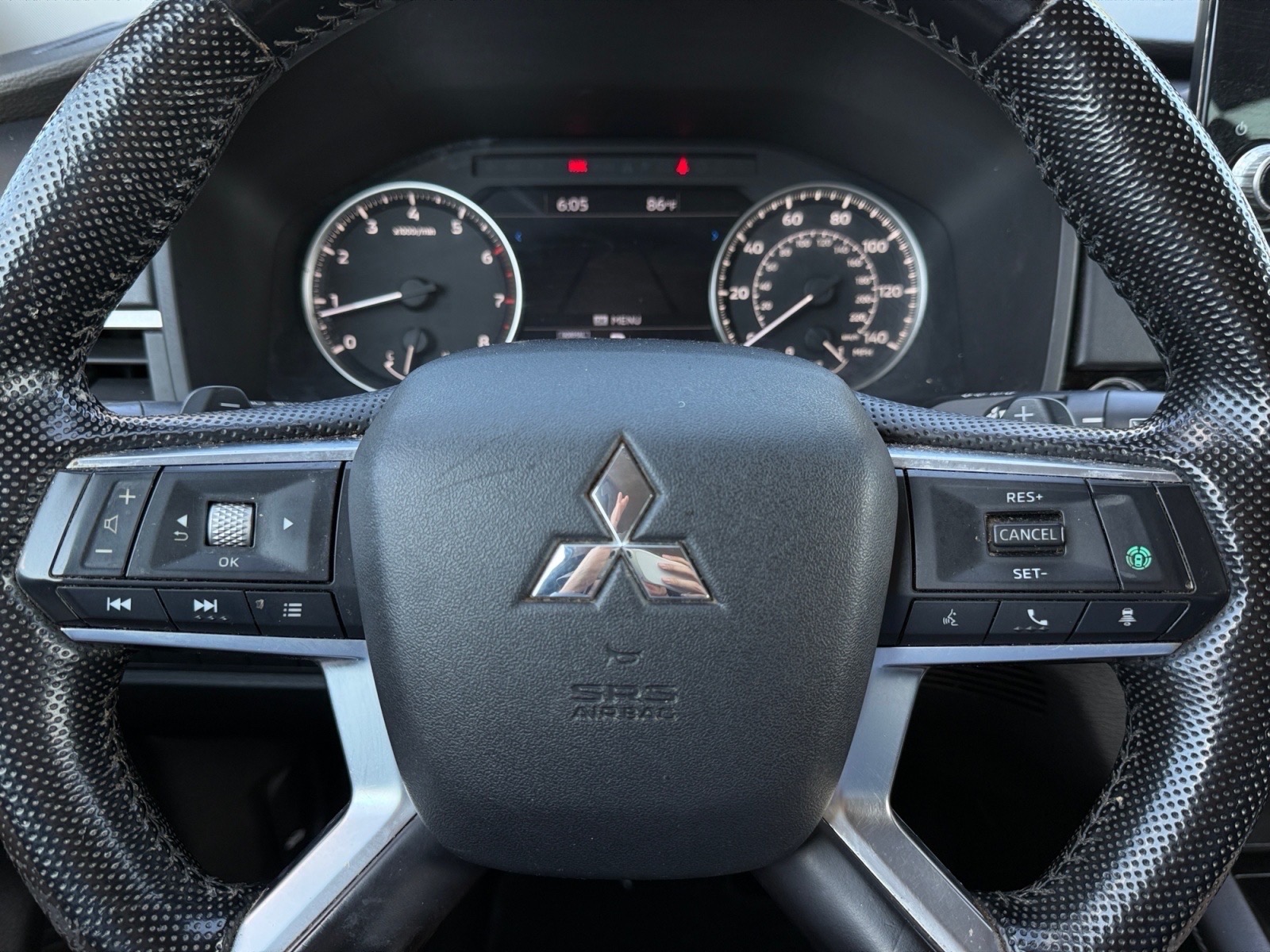 MitsubishiOutlander25
