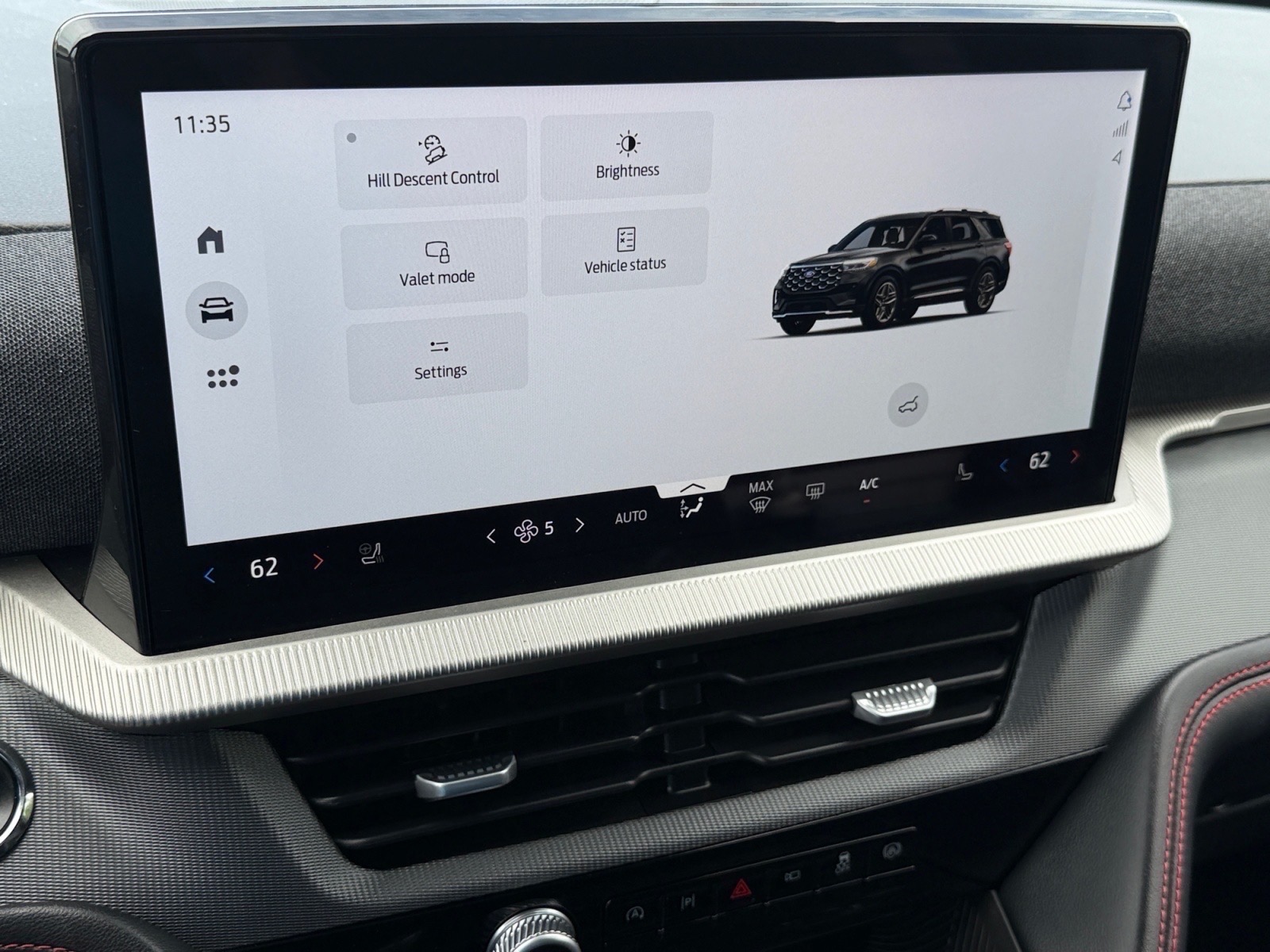 FordExplorer26