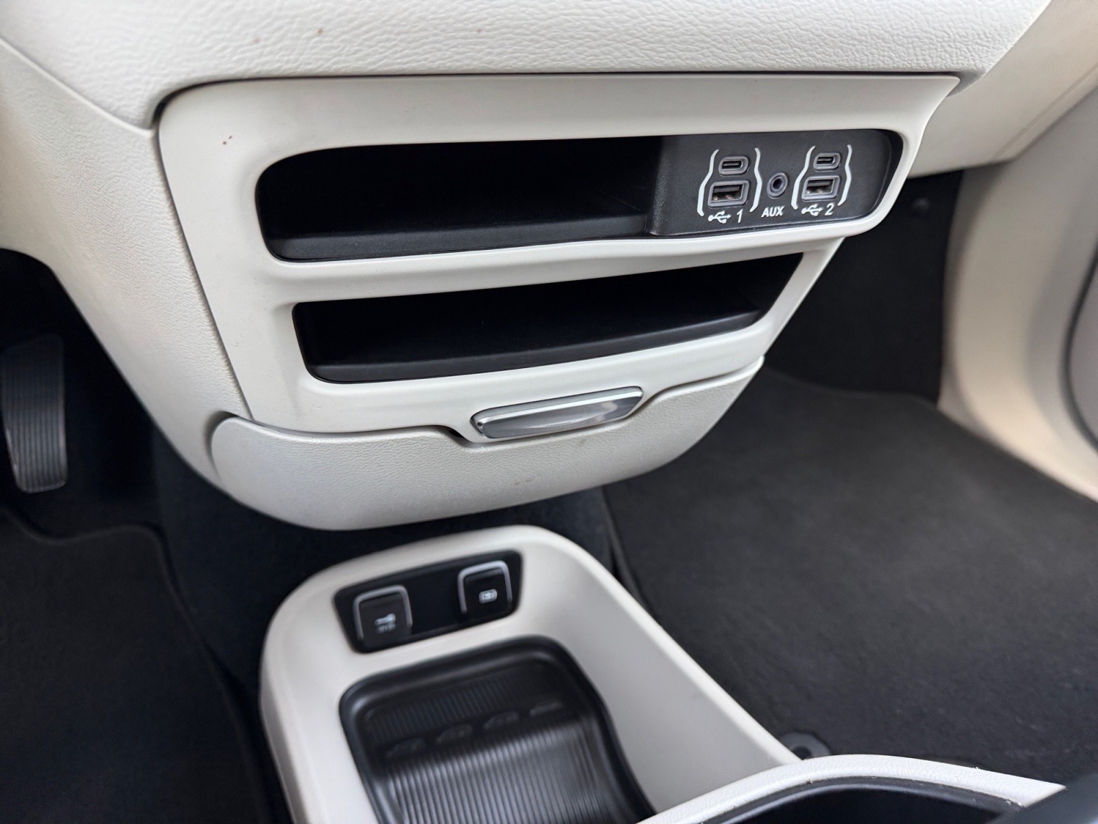 ChryslerPacifica26