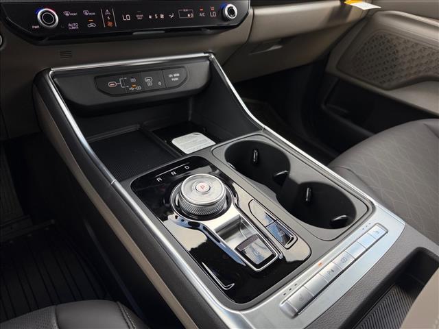 KiaCarnival Hybrid27