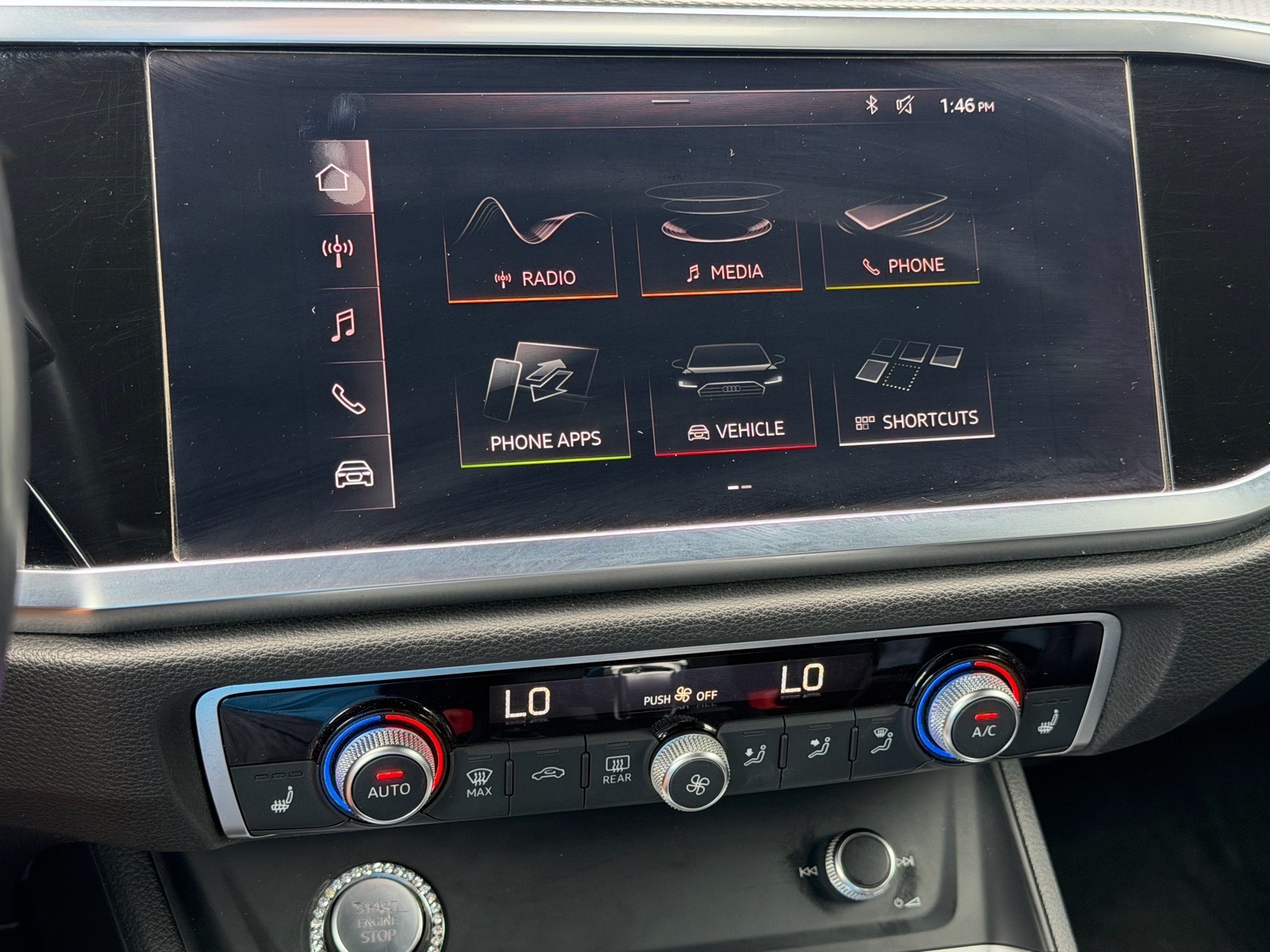 AudiQ328