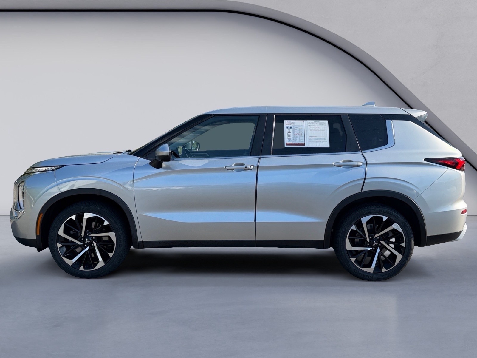 MitsubishiOutlander2