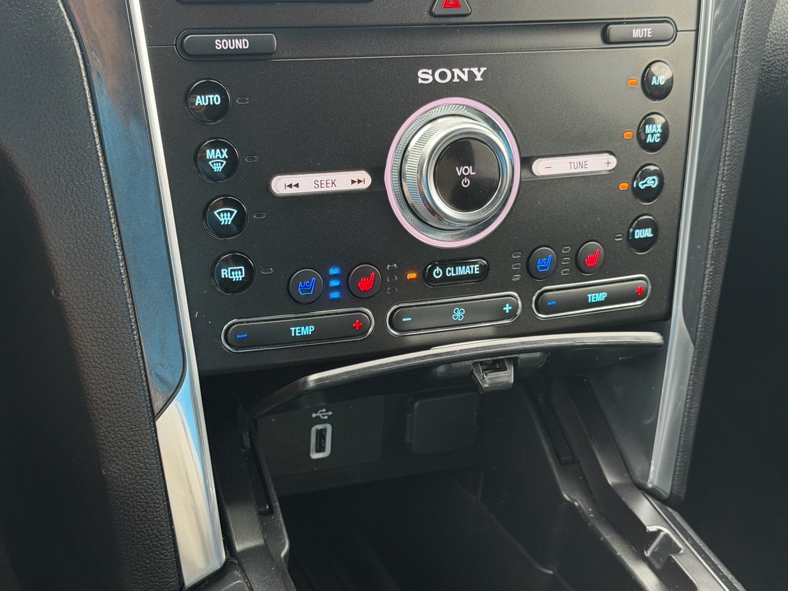 FordExplorer30