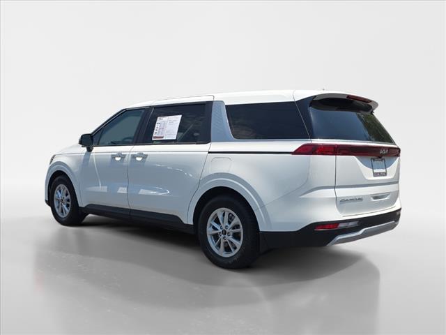 2022 Kia Carnival LX