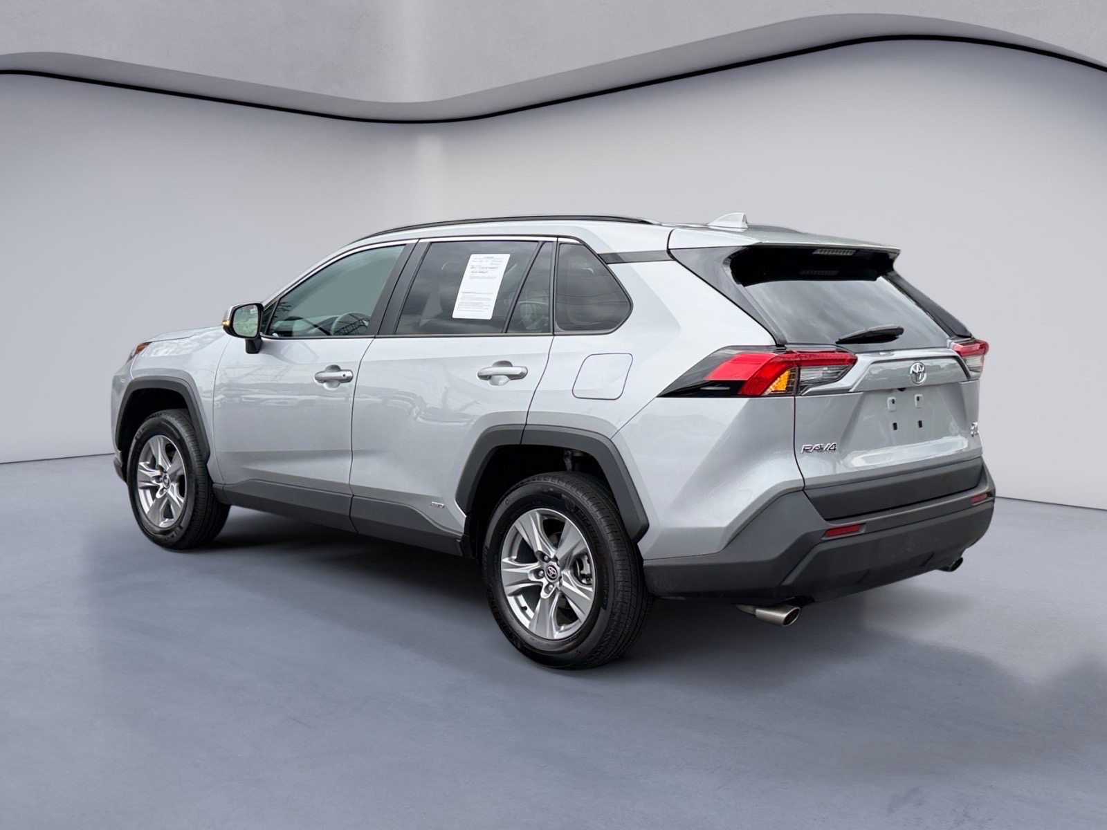 ToyotaRAV4 Hybrid3