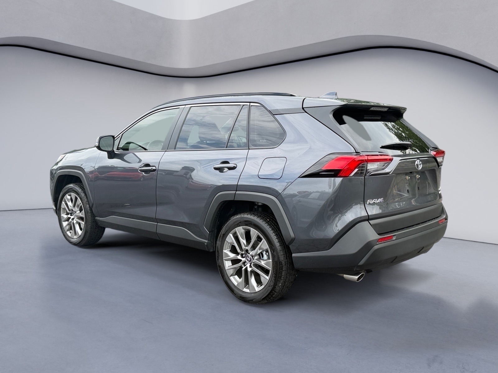 ToyotaRAV43