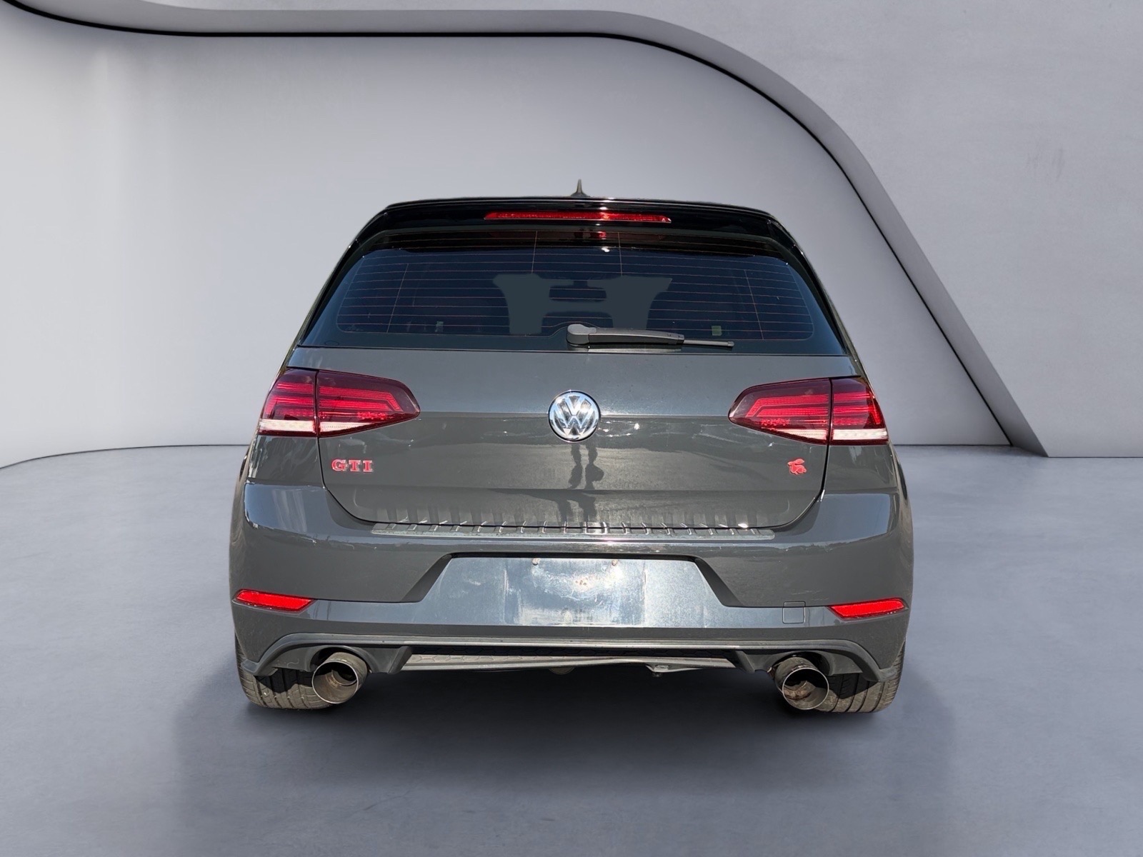 VolkswagenGolf GTI4