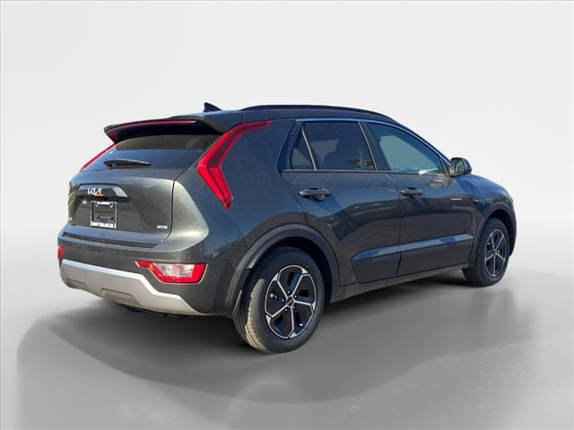 2025 Kia Niro LX