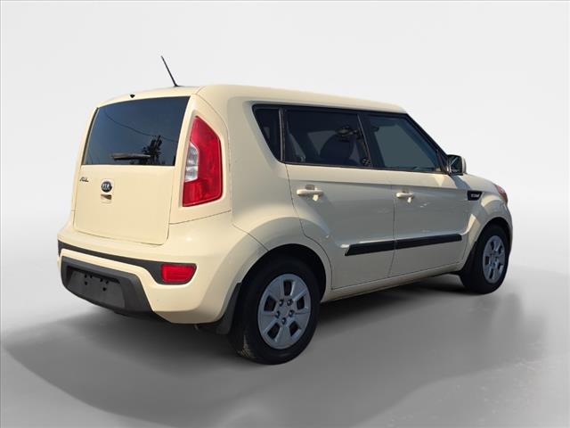 2013 Kia Soul Base