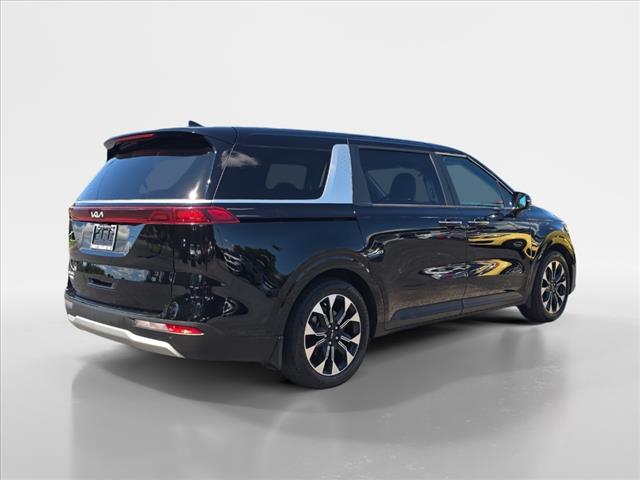 2024 Kia Carnival EX
