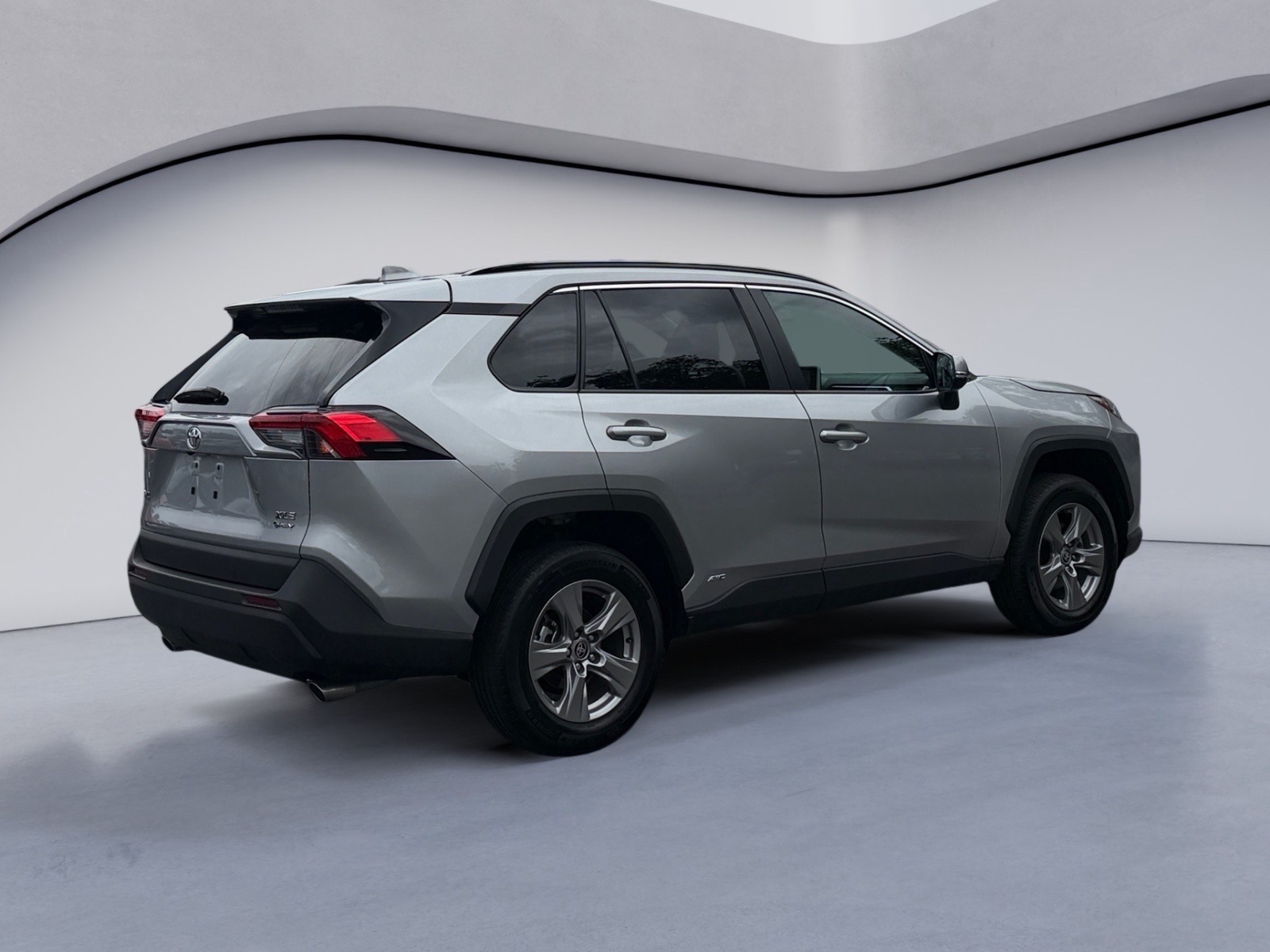 ToyotaRAV4 Hybrid5