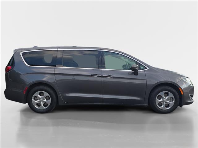 2020 Chrysler Pacifica Hybrid Touring