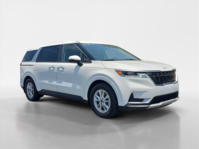 2022 Kia Carnival LX