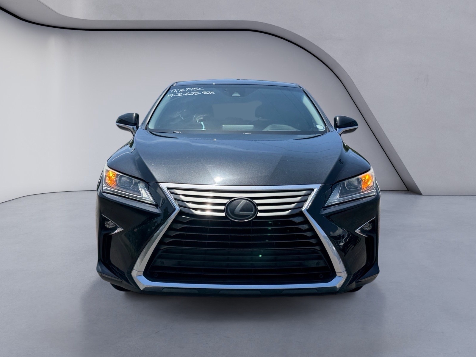 LexusRX 3508