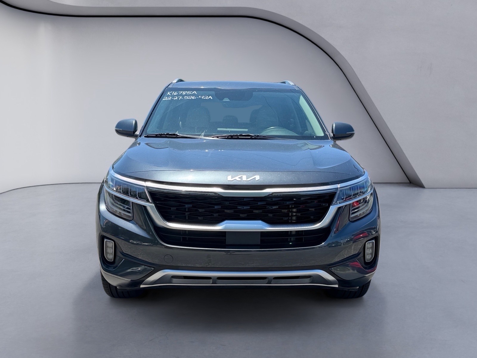 KiaSeltos8