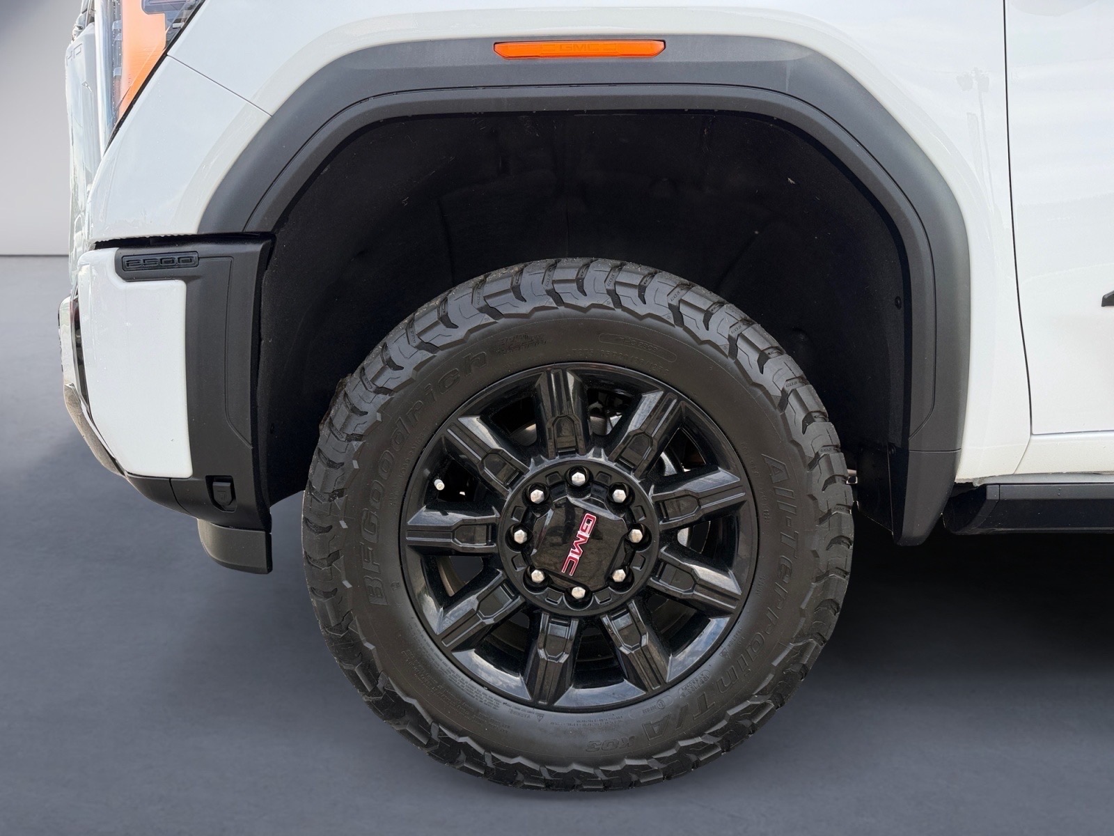 GMCSierra 2500HD9
