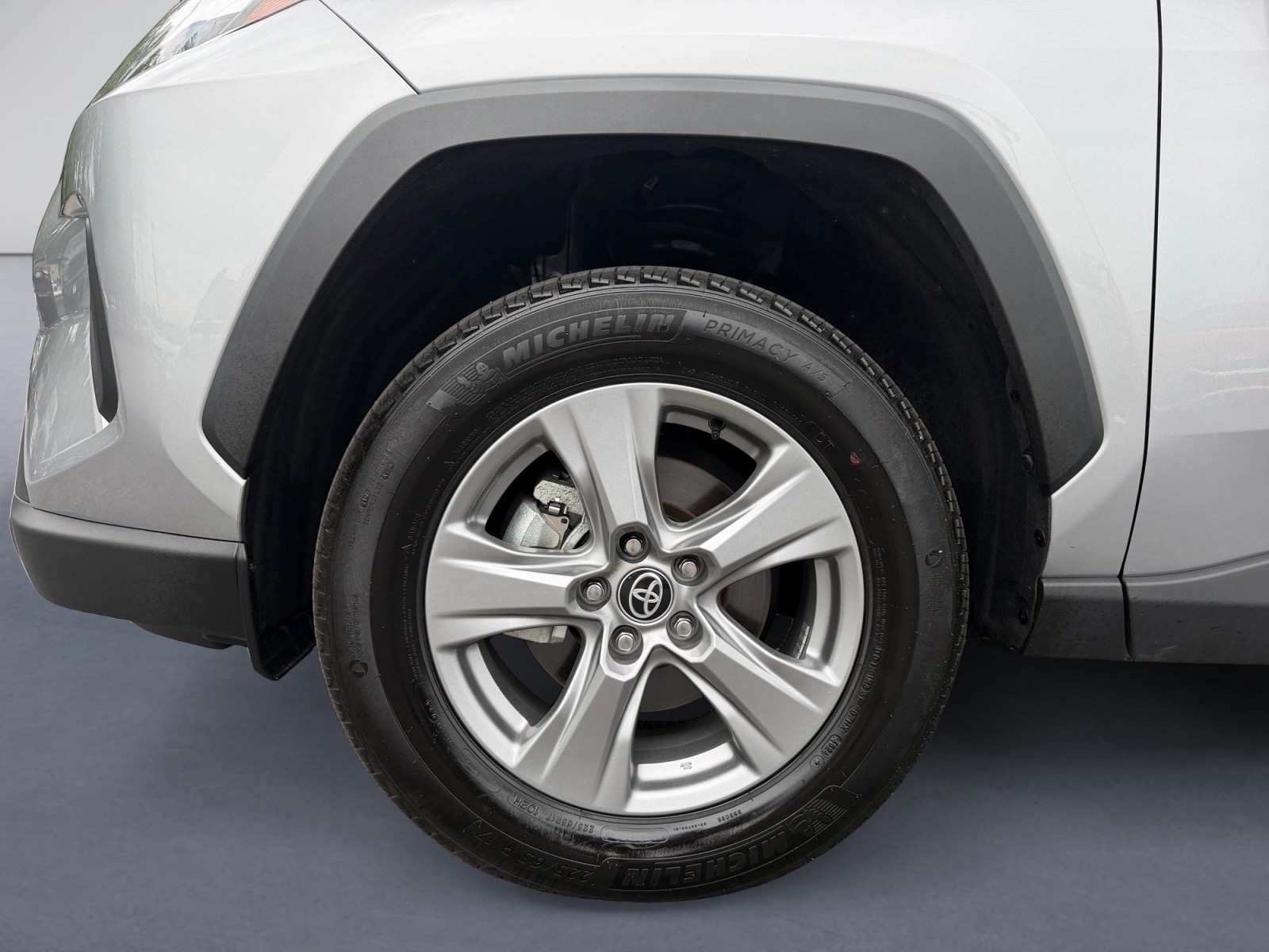 ToyotaRAV4 Hybrid9