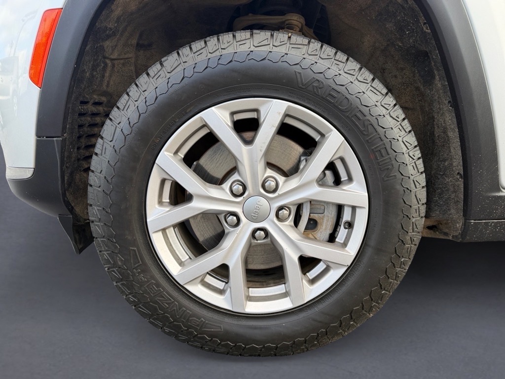 JeepGrand Cherokee L9