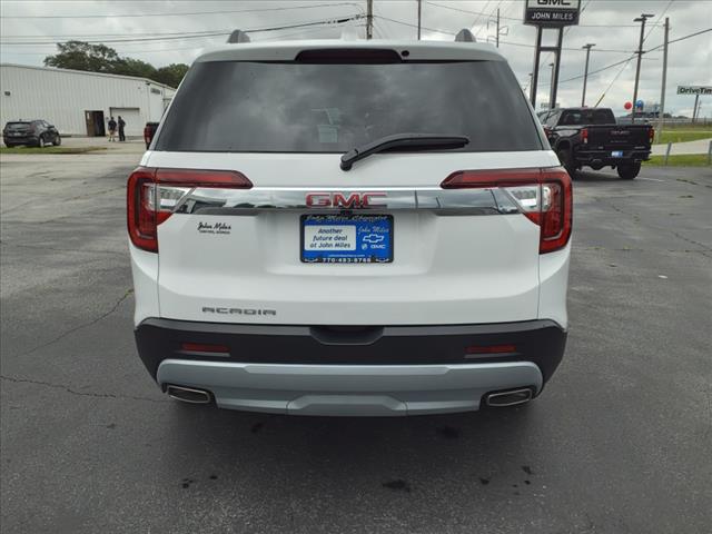 2023 GMC Acadia SLT