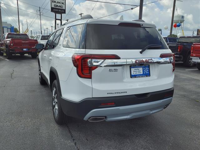 2023 GMC Acadia SLT