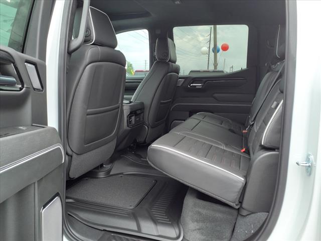 2023 GMC Sierra 1500 AT4X