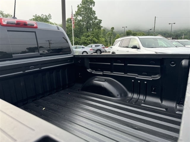 2022 Chevrolet Colorado Z71 - Photo 10