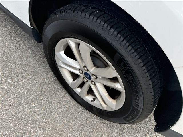 2020 Ford Edge SEL - Photo 10