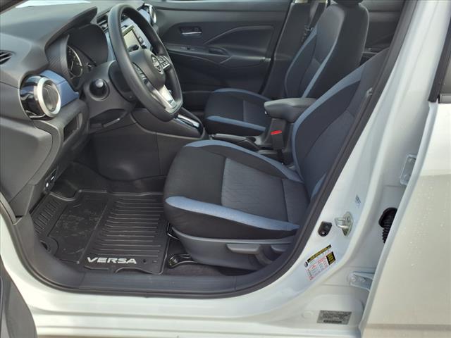 2025 Nissan Versa 1.6 SV - Photo 10