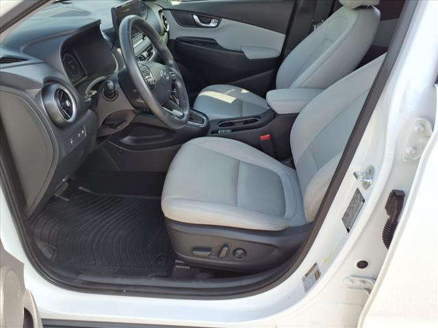 2022 Hyundai KONA Limited - Photo 10