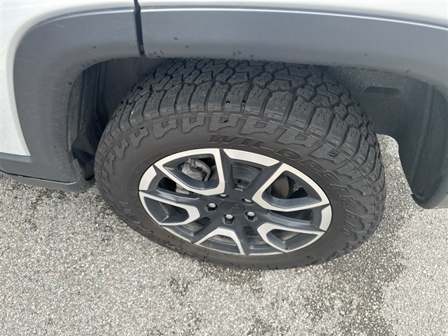 2024 Jeep Compass Trailhawk 4WD - Photo 11