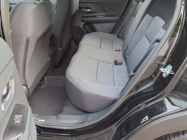 2025 Nissan Kicks SV AWD - Photo 11