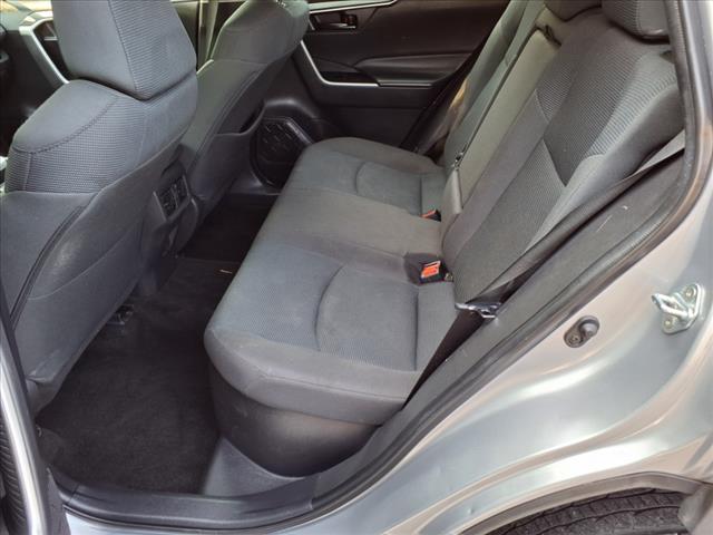 2021 Toyota RAV4 Hybrid LE - Photo 11