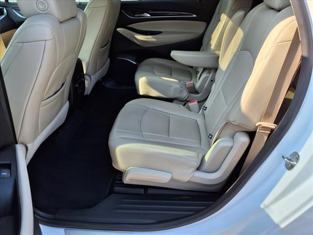 2019 Buick Enclave Essence AWD - Photo 11