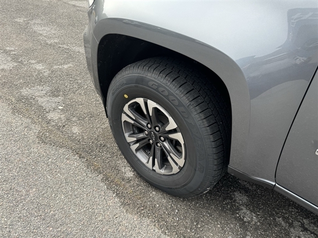 2022 Chevrolet Colorado Z71 - Photo 12