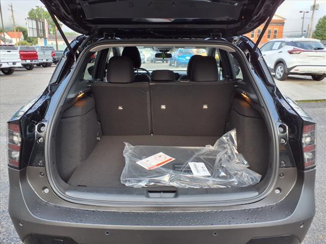 2025 Nissan Kicks SV AWD - Photo 12